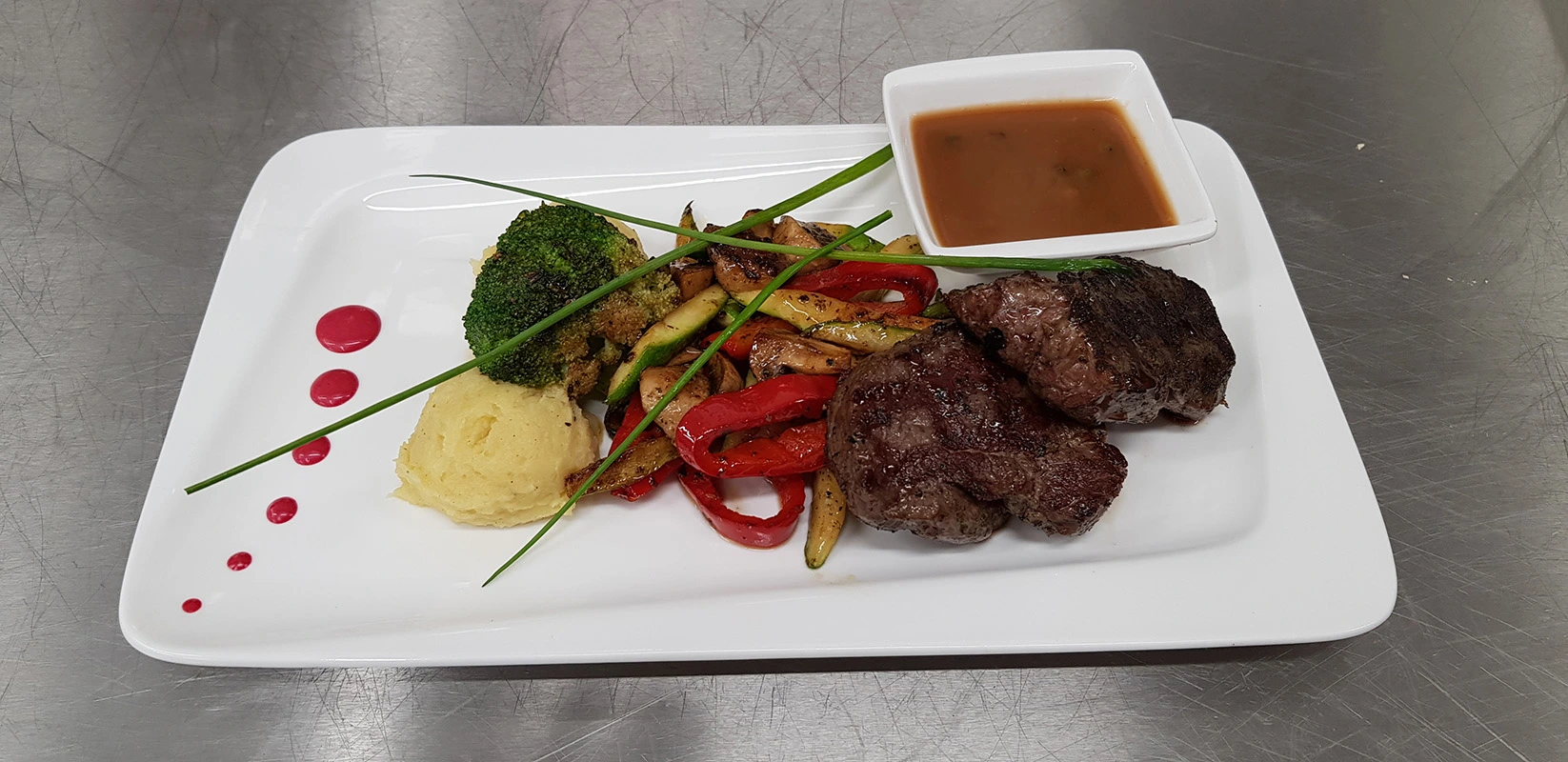 Вкусна и модерна кухня в ресторант ФригоПан